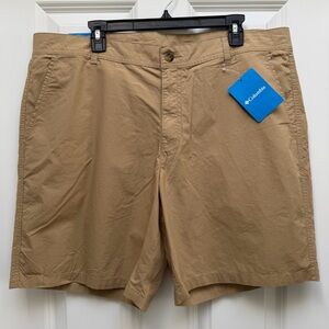 COLUMBIA WASHED OUT COURT CHINO SHORTS KHAKI 38 NWT